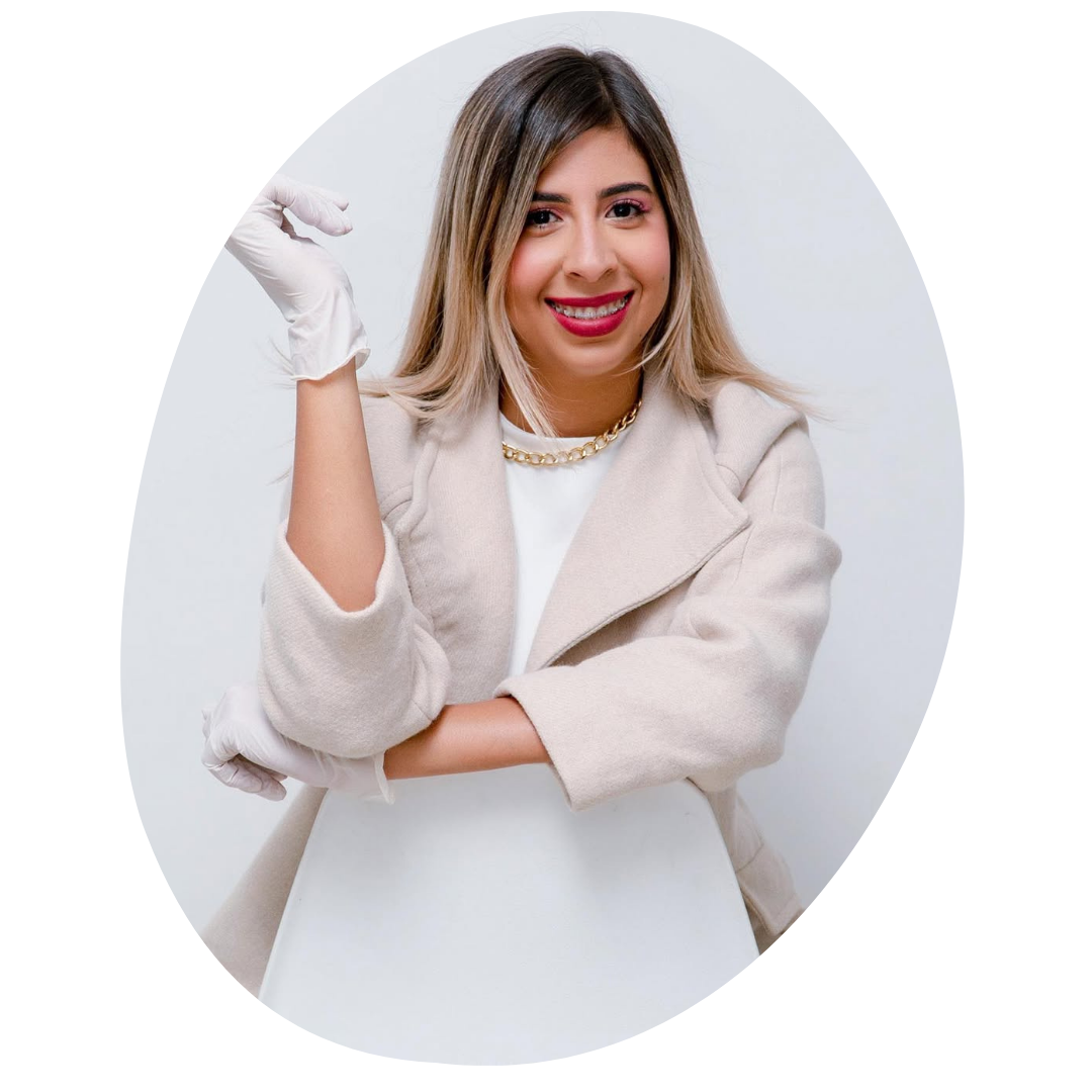 Elizabeth Rojas – Instructora de micropigmentación de cejas